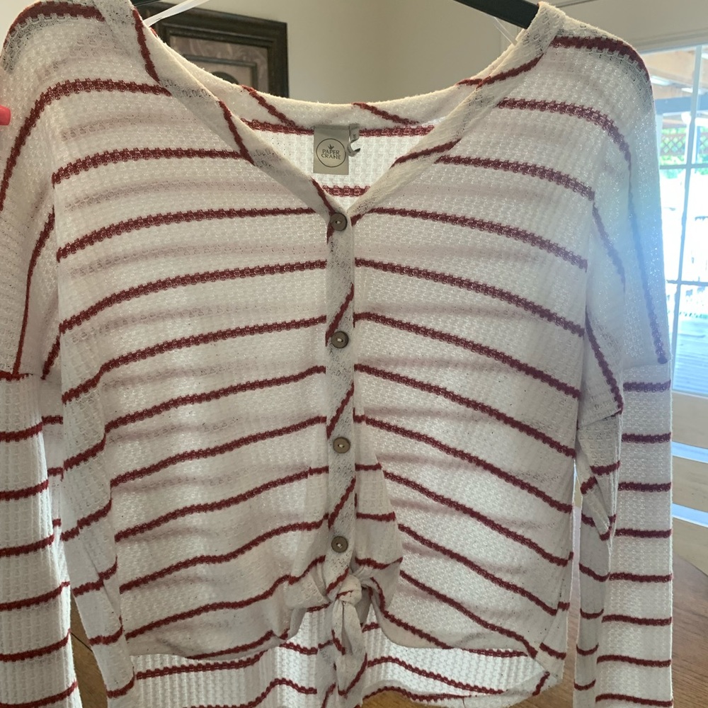 white long sleeve crop with orange stripes